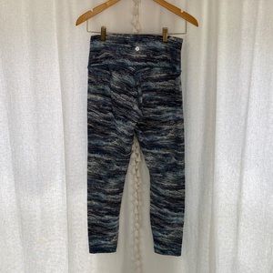 NWOT lululemon size 8 wunder under